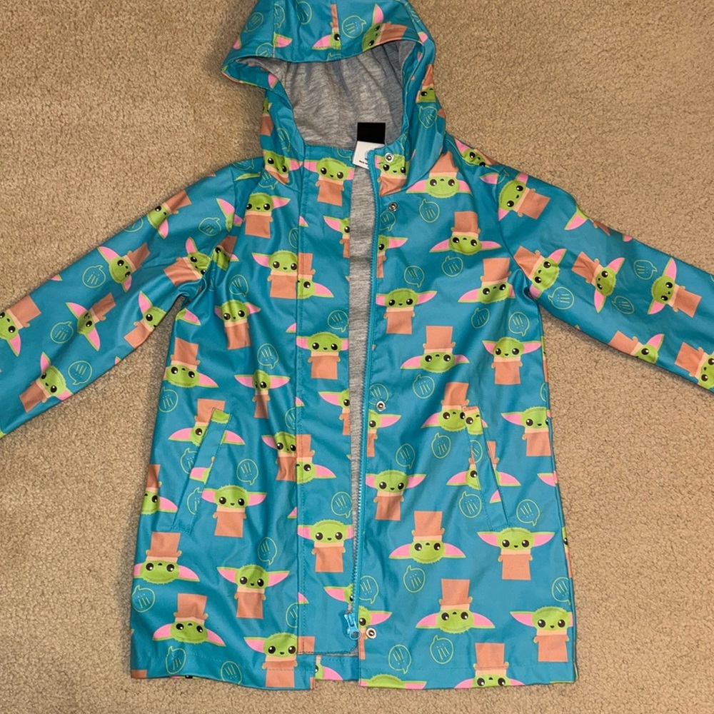 Spotted Zebra Disney Grogu Baby Yoda Dtar Wars Raincoat Size 8